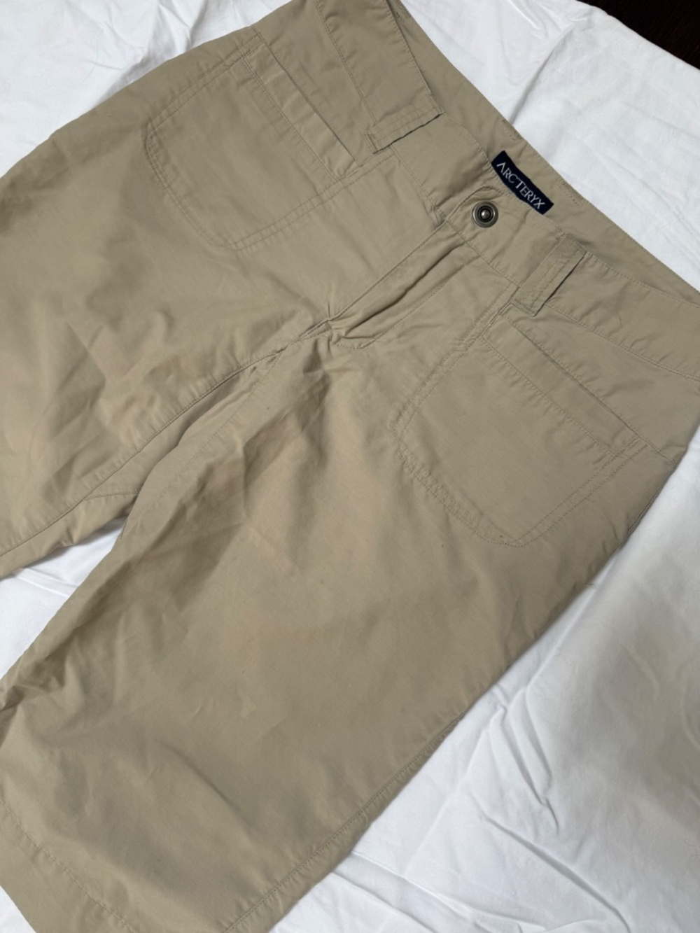 Arc'teryx bermuda tan hiking shorts